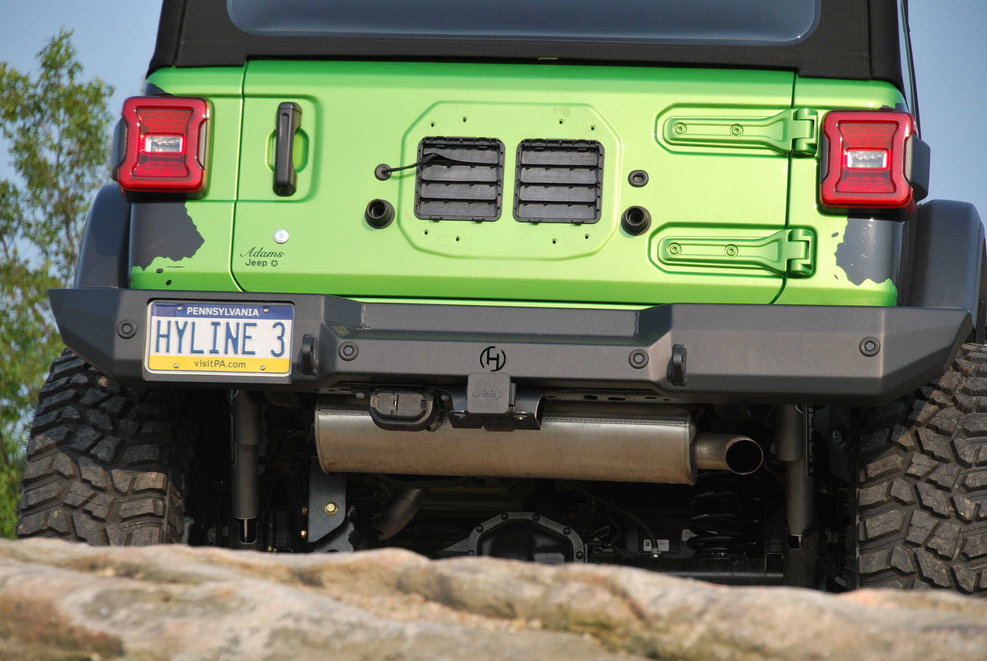 HyLine OffRoad Summit Rear Bumper for 1821 Jeep Wrangler JL for 1824